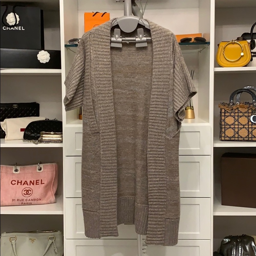 Women’s wool blend long cardigan sweater. Size M